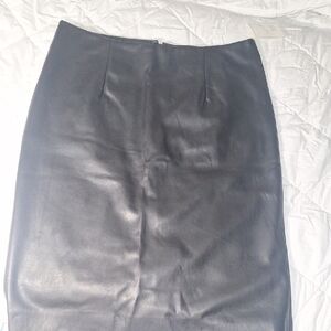 Elegant Black Leather Skirt
